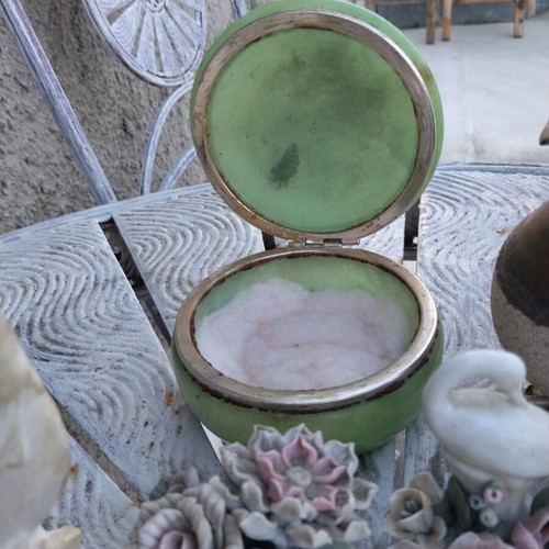 Vintage decorative items and collectibles used, set of 9 pieces