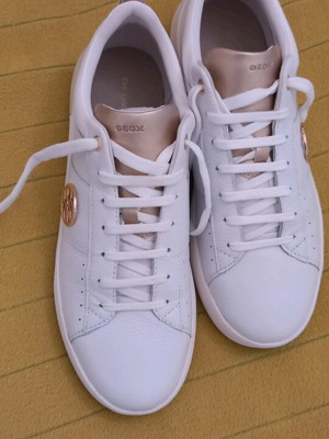 Geox sneakers new, leather, white, size 41