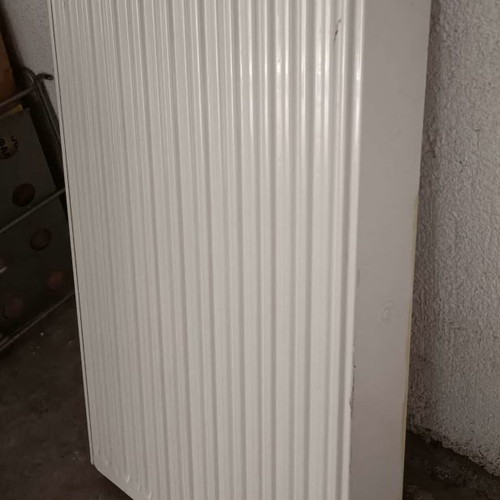 Heating radiator body used in excellent condition