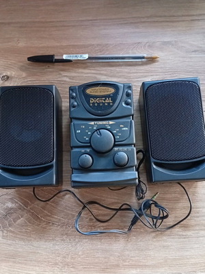 Radio for decoration, not working, with broken speaker