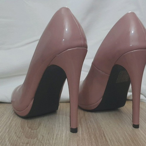 Mellisa pink patent leather pumps new, size 36