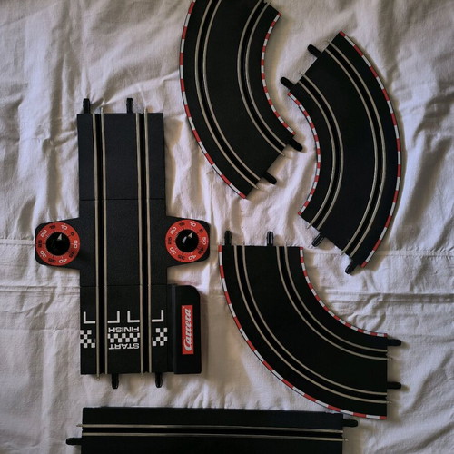 Carrera GO!!! Slot Car Track Set scale 1:43 like new, 7 pieces