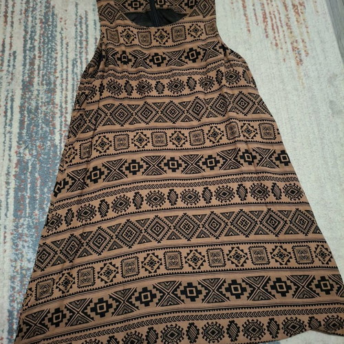 Helmi Sleeveless Dress XL with Ethnic Geometric Print like new