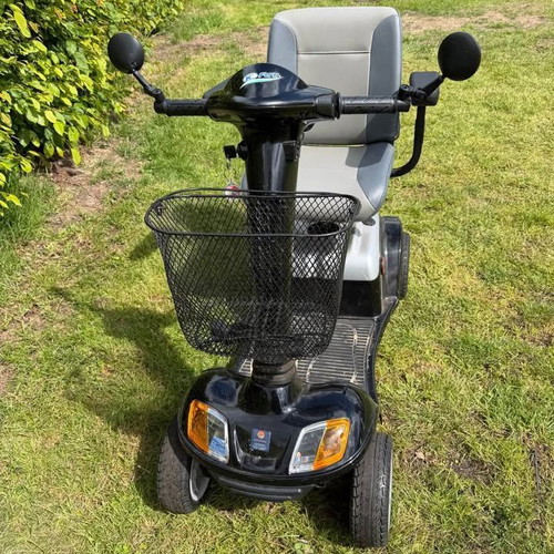 Scooter Mobile like new, no license required