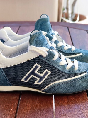 Hogan Olympia Blue Junior Sneakers like new, size 28
