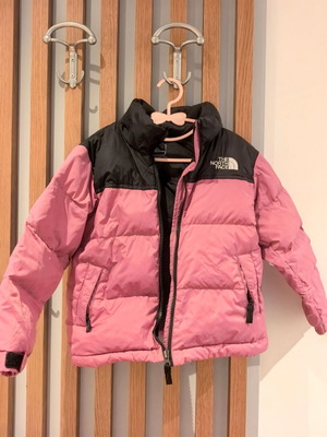 North Face jacket for girls size 120 like new