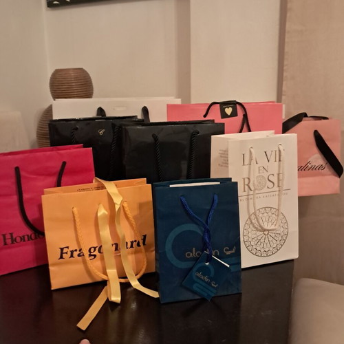 Branded packaging bags, all in very good condition