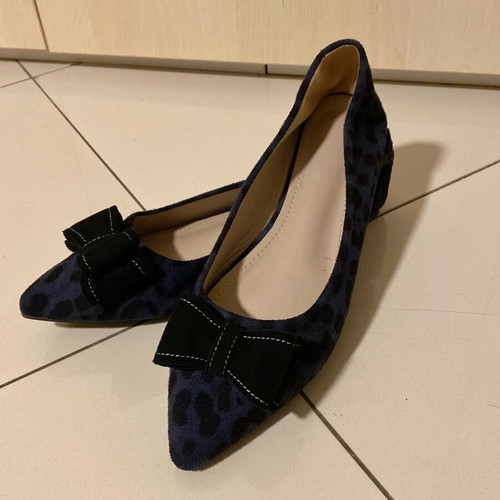 Pointed ballerina shoes new dark blue with black and bow