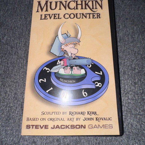 Munchkin Level Counter new, includes figure and blank cards