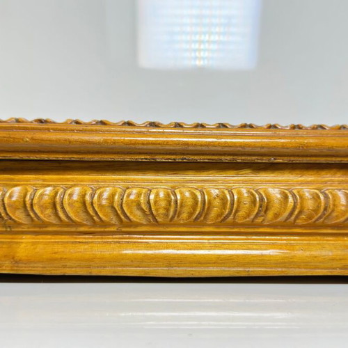 Vintage handmade wooden jewelry box used with carved floral marquetry