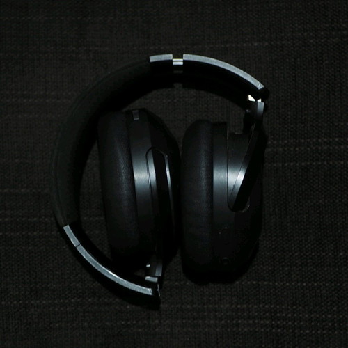 Creative Zen Hybrid wireless headphones like new with ANC