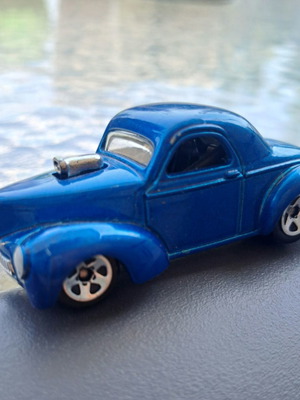 Hot Wheels Custom '41 Willys Coupe метална кола 1:64