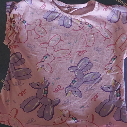 Girls' pink T-shirt with colorful unicorn balloons, size 122 cm
