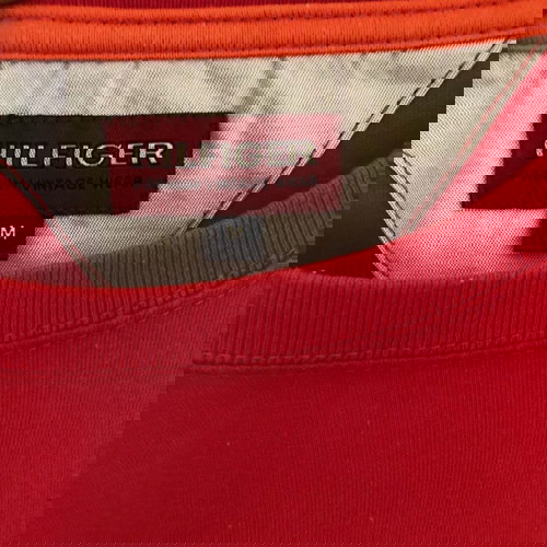Tommy Hilfiger Premium Vintage Wear Medium Σε πολύ καλή κατάσταση Τιμή 13 Ευρώ