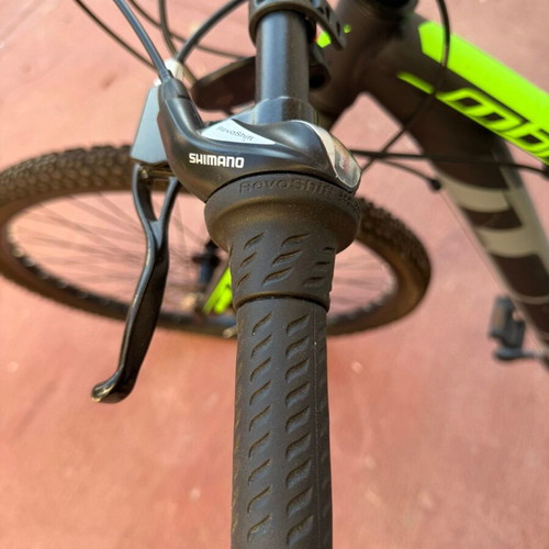 MBM Loop Disc 29 Inch Mountain Bike like new, Shimano components