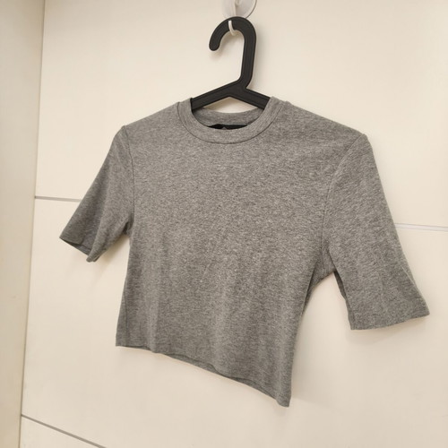 Tally Weijl gray crop top with short sleeves, Small