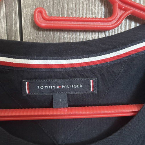 Tommy Hilfiger T-shirt new, size L