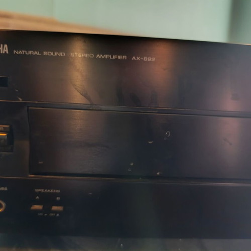 Yamaha stereo amplifier