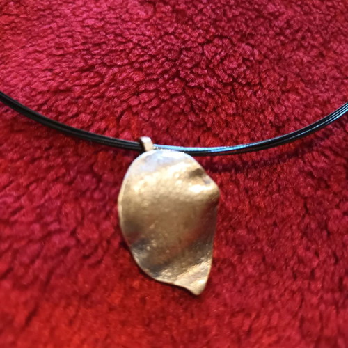 Anna Leaf Necklace new