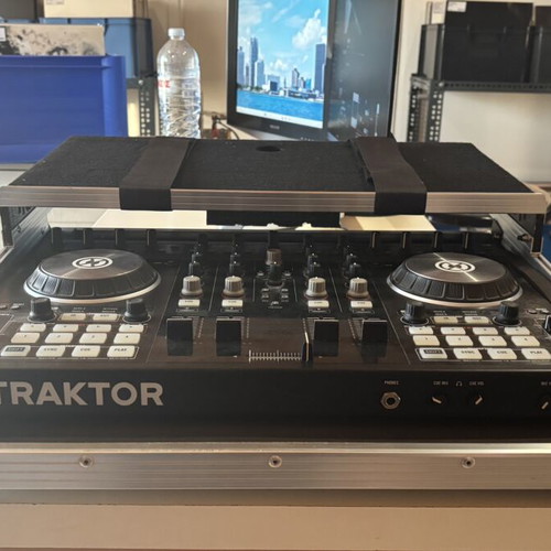 Traktor Kontrol S4 MK2 controller with flightcase used