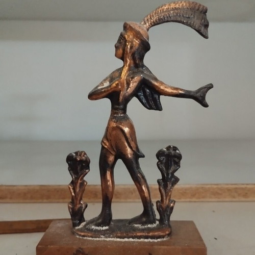 Decorative figurine used