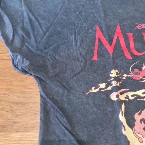 Bershka Disney Mulan short-sleeve t-shirt medium like new black