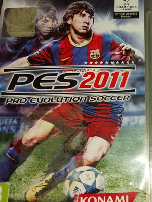 Pro Evolution Soccer 2011 PSP game
