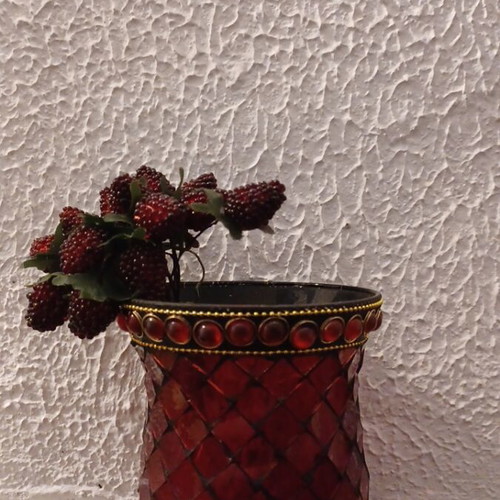 Candle holder for tealight used with decorative blackberries, plastic