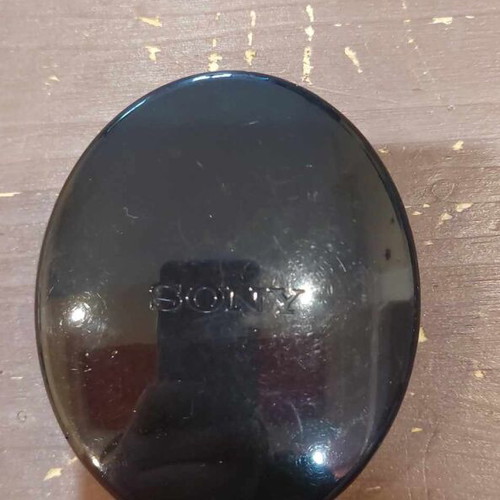 Sony earphones case like new, hard material