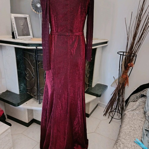 Maxi dress like new, burgundy with glitter, size 40