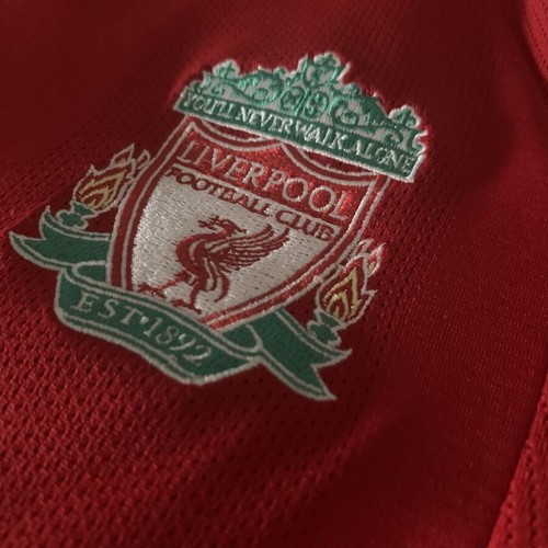 Liverpool classic jersey Adidas size M early 2010s like new authentic