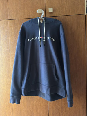 Tommy Hilfiger Mens fleece hoodie used, navy, size XL
