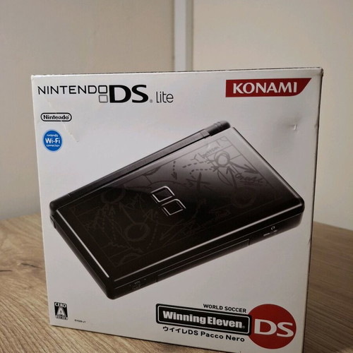 Nintendo DS Lite Black Winning Eleven Limited Edition like new