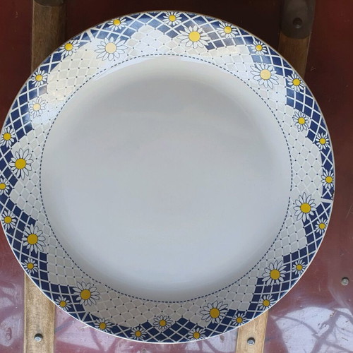 Porcelain platter like new