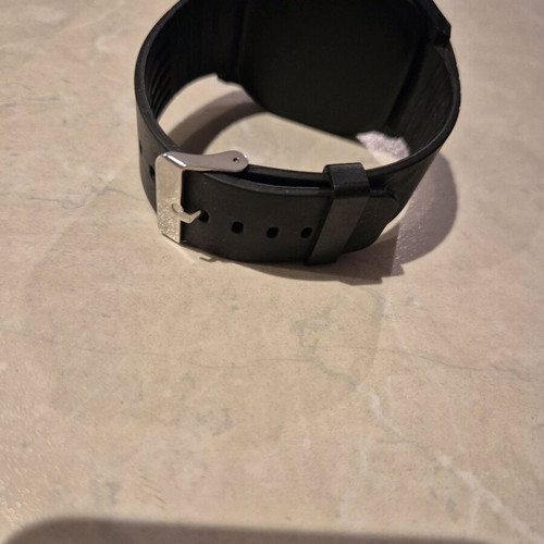Smartwatch non-functional for parts or repair