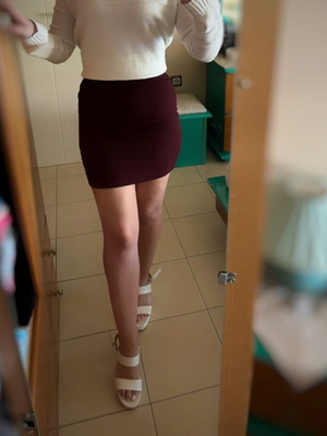Pink Woman burgundy skirt new, size S 36 8