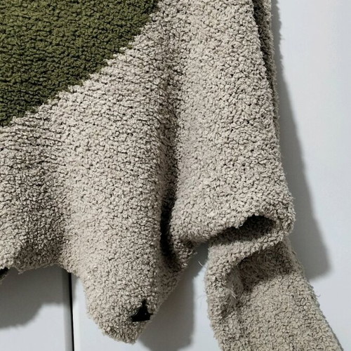 Attrattivo sweater like new, beige and green, size M