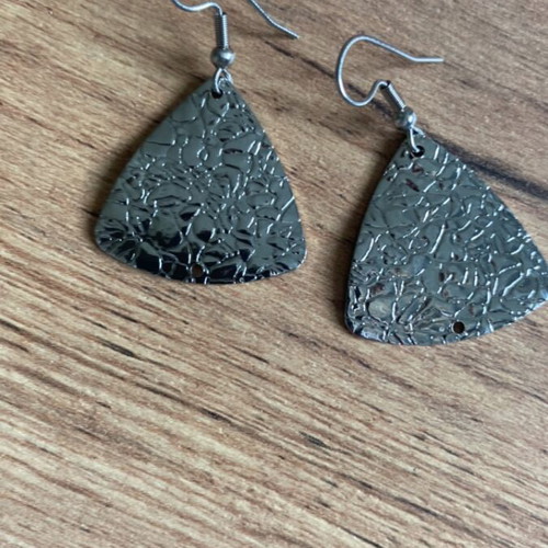 Dangling earrings like new, gray color