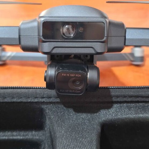 SJRC F22+ drone like new with 4K camera and 2 batteries