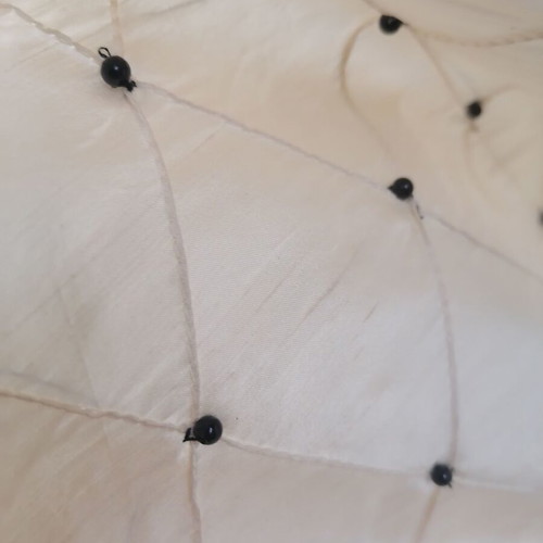 Handmade Indian silk new, height 1.40 m