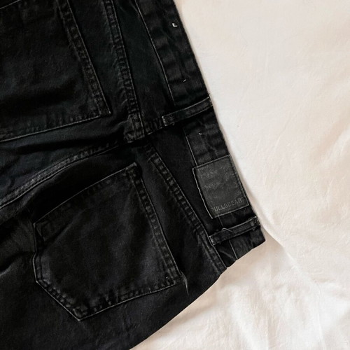 Pull&Bear straight-cut black denim jeans like new