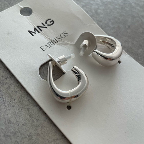 Mango women's metal earrings new, silver color
