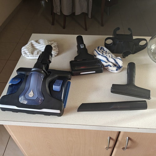 Rowenta X-Force Flex 12.60 Aqua Stick Vacuum Like New