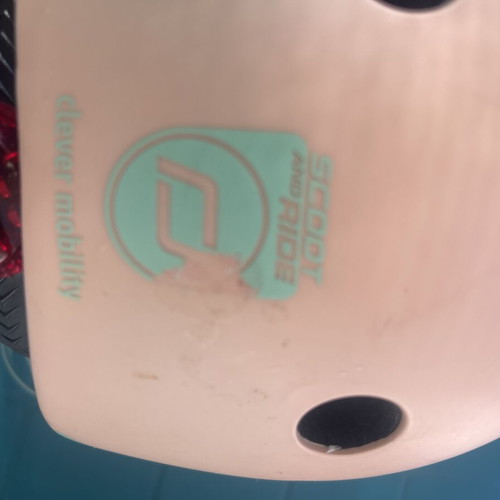 Scoot and Ride Kids Helmet like new, beige/mint with LED light