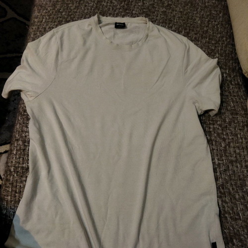 Boss men's medium t-shirt used in very good condition