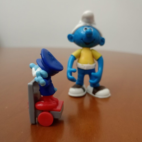 Smurfs figure set like new, 2 collectible characters