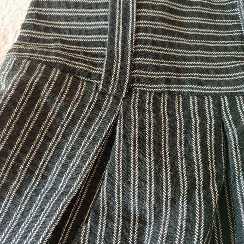 Mini striped skirt medium size like new