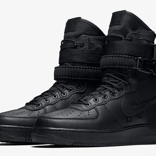 Nike SF-Air Force 1 Triple Black sneakers like new, size 46
