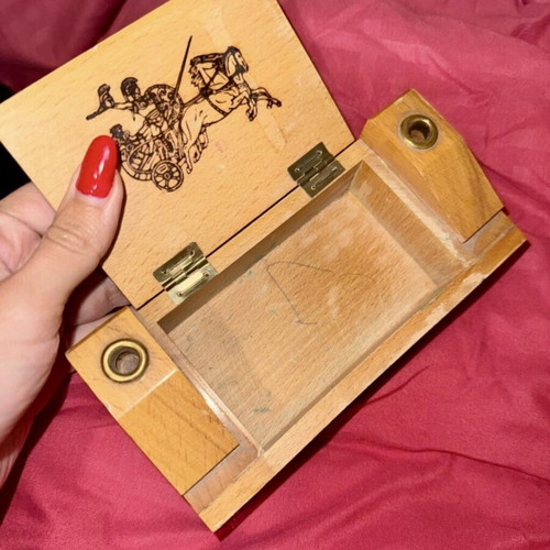 Vintage wooden box new condition