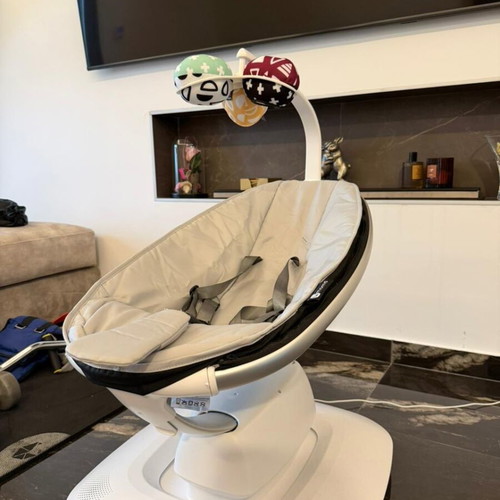 Electric baby rocker like new with motion, vibration and music